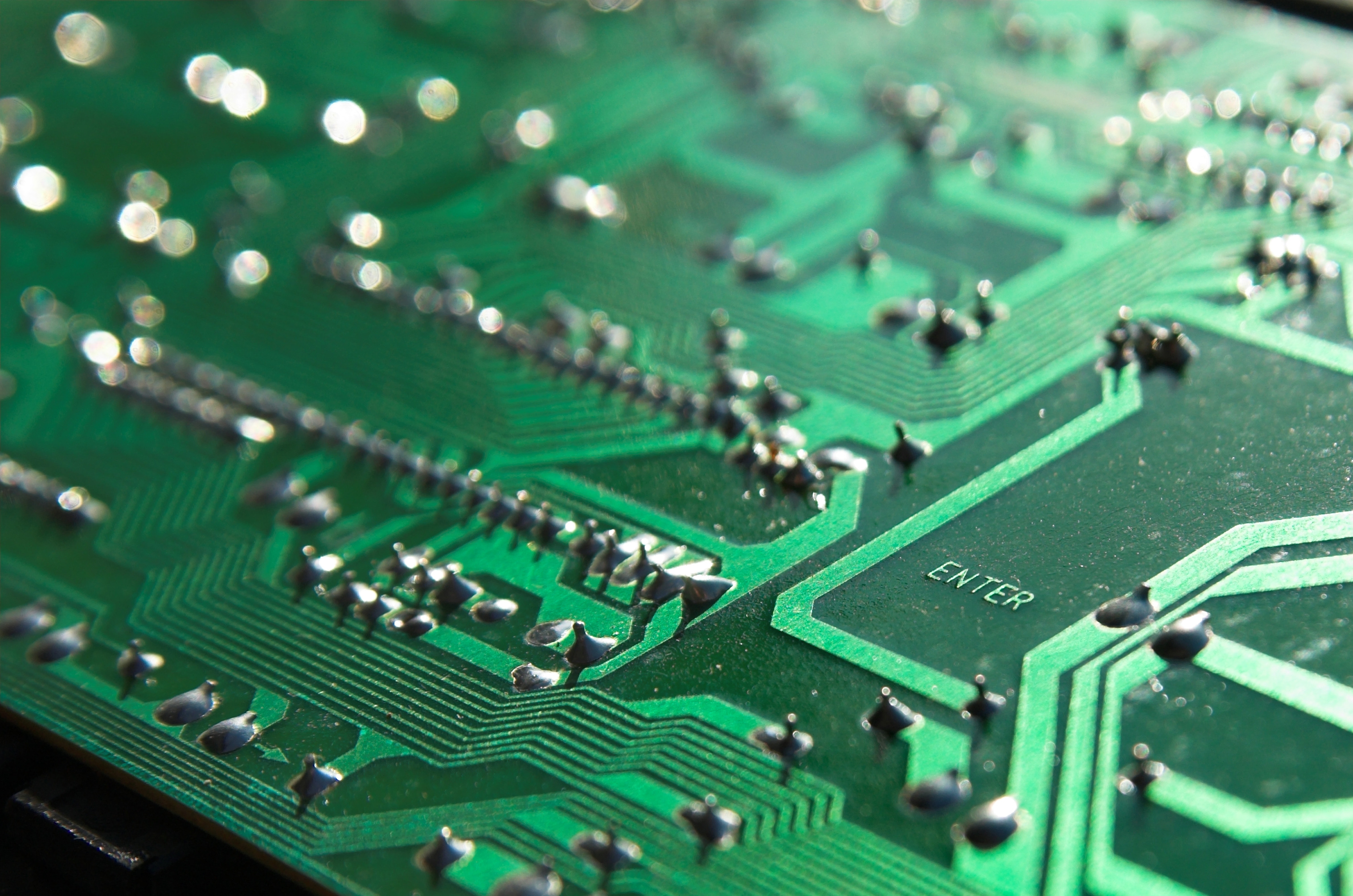 hardware-circuits-4-1241825