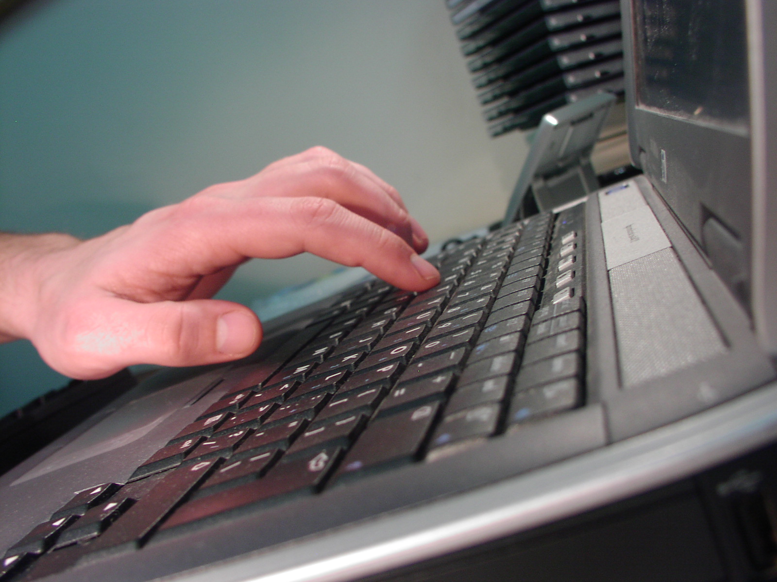 laptop-1541134